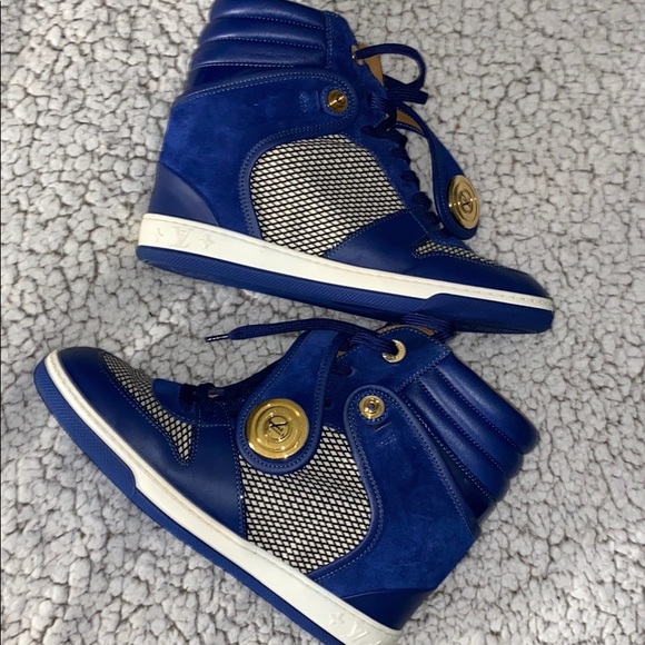 Louis Vuitton sneakers - Picture 1 of 3